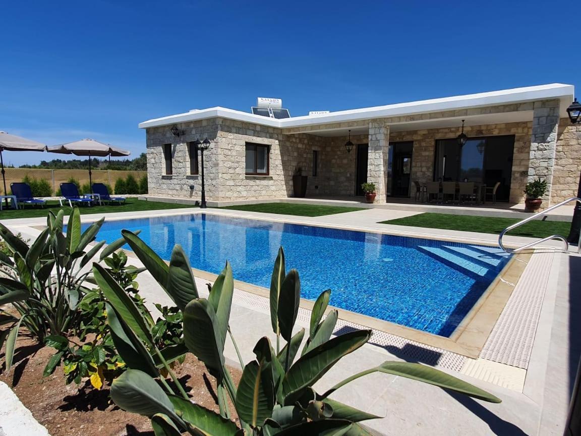 Villa Yermanina Geroskipou Exterior foto